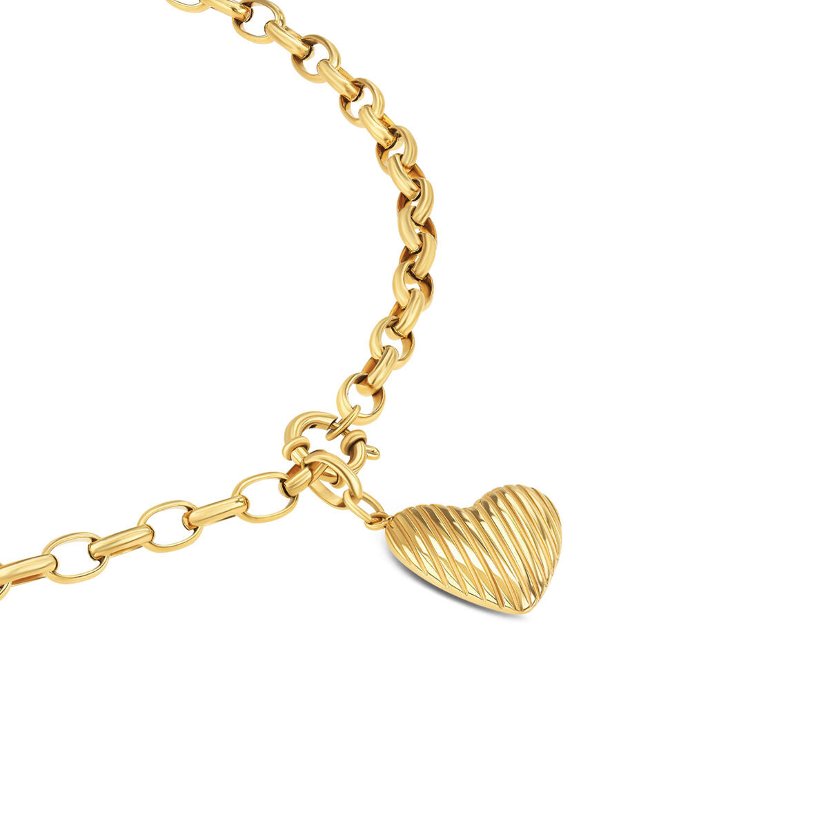 Detail van de gouden One Jewels ketting met een hartvormige hanger.