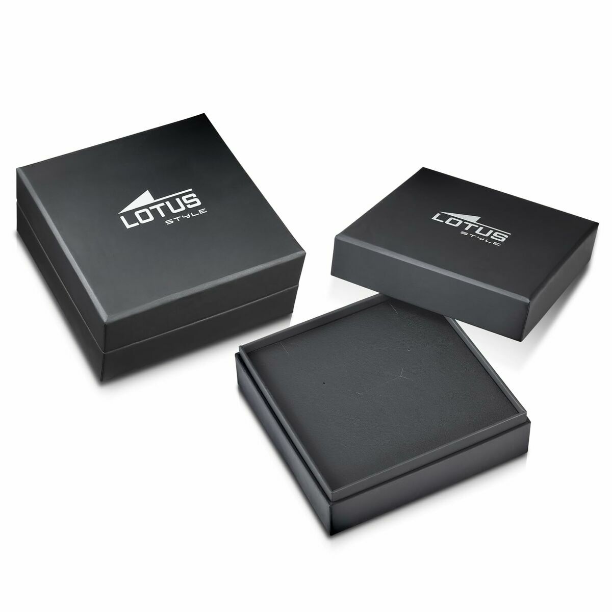 Zwarte geschenkdoos van Lotus voor de gouden damesketting, met logo.
