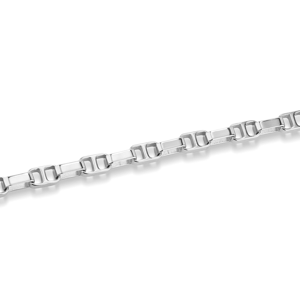 Detail van de zilverkleurige Radiant armband met een elegant schakeldesign.