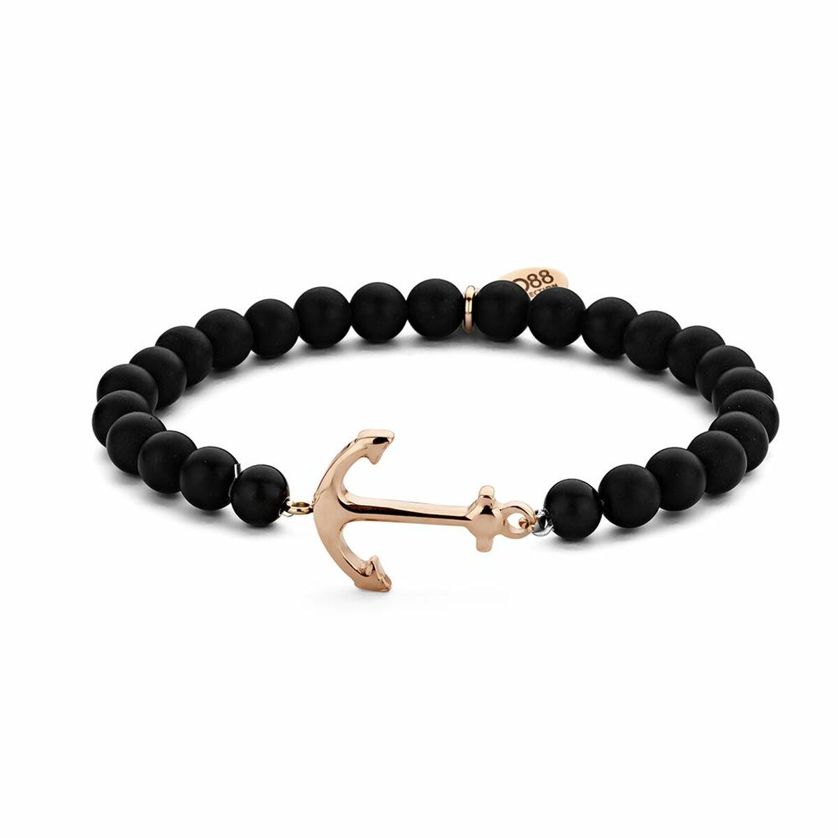 Detail van de CO88 Collection armband met zwarte kralen en gouden ankerbedel.