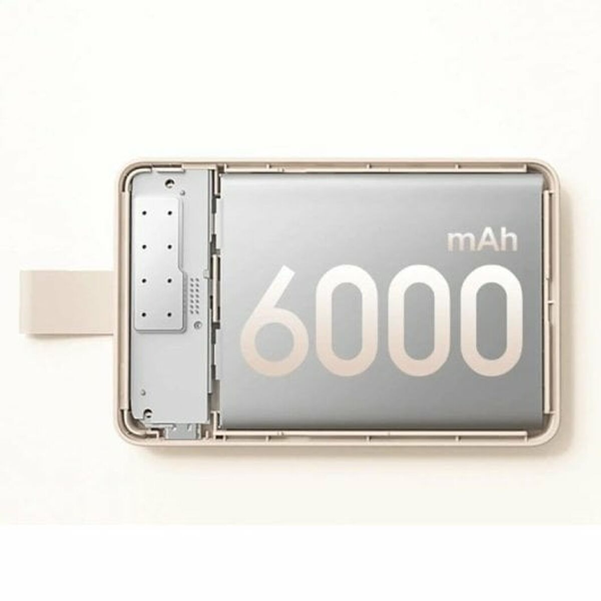 Detail van de Xiaomi Powerbank Bruin met 6000 mAh capaciteit en USB-C aansluiting.