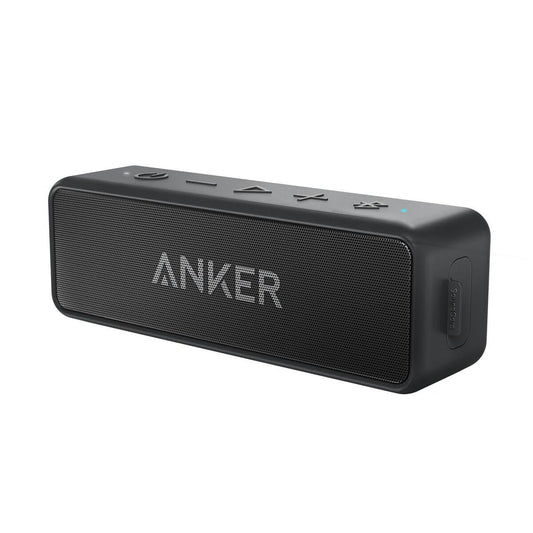 Soundcore A3105 zwarte Bluetooth-luidspreker met een compact ontwerp en duidelijke knoppen.