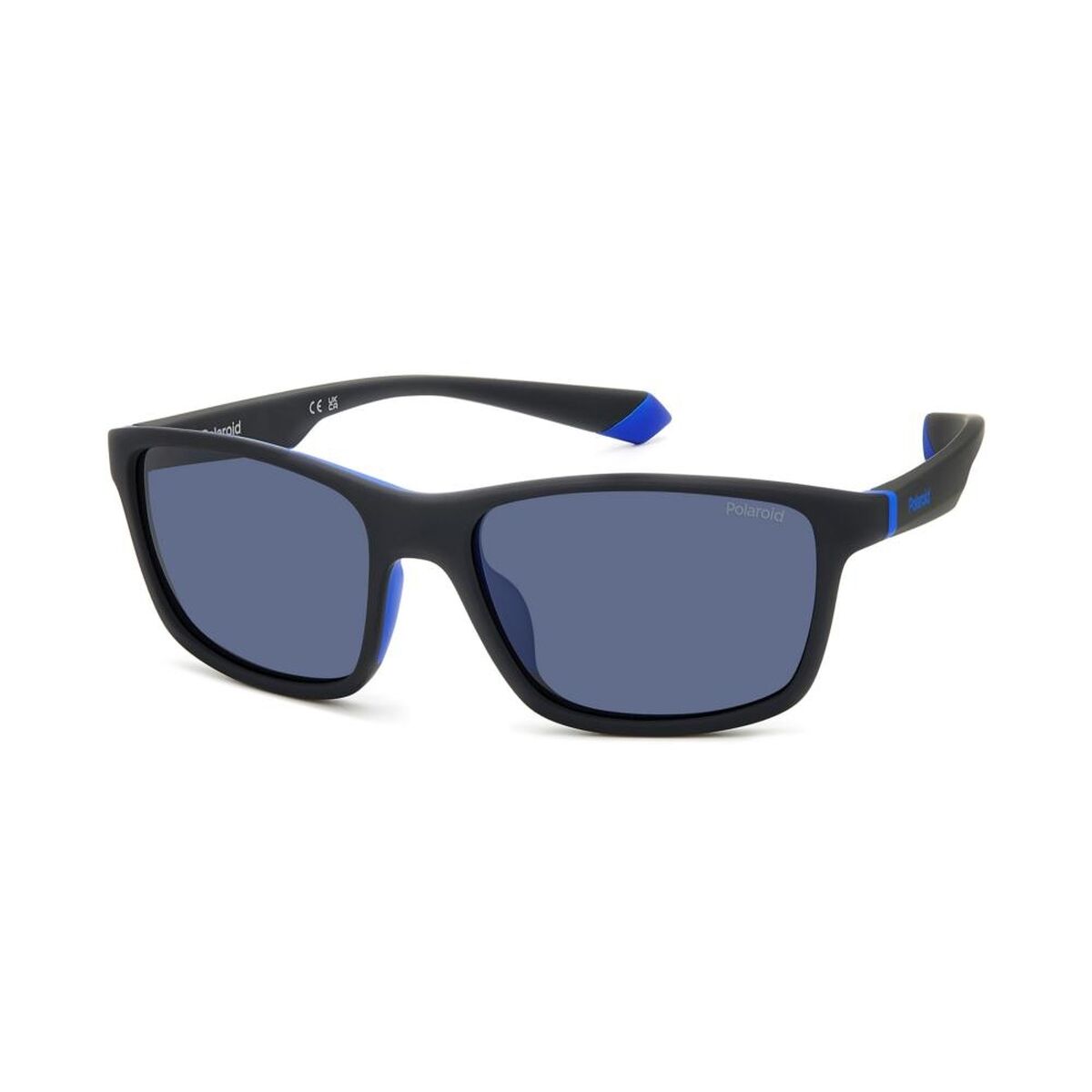 Trendy Polaroid zonnebril voor heren in zwart met blauwe accenten.