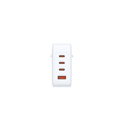 Detailweergave van de D-Link DCF-141/E powerbank met drie USB-poorten in wit.