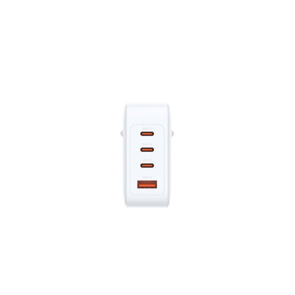 Detail van de D-Link DCF-141/E powerbank met drie USB-poorten in wit.