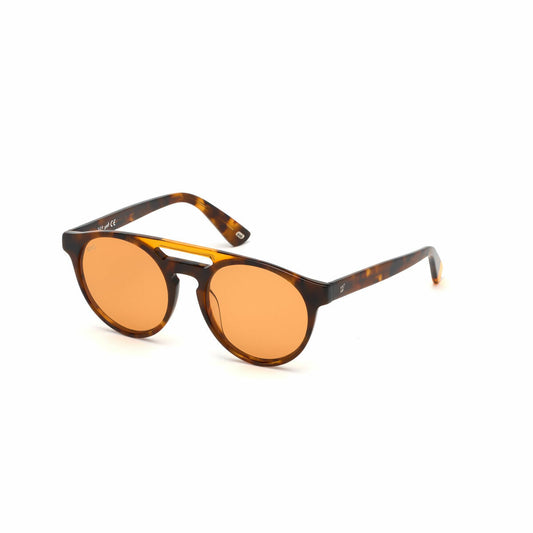 Web Eyewear zonnebril voor heren met bruin montuur en roze lenzen, schuin perspectief.