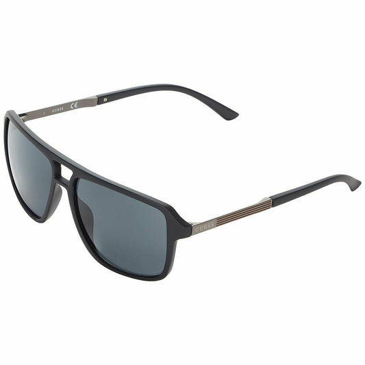 Modieuze Guess zonnebril voor heren met 100% UV-bescherming in zwart.