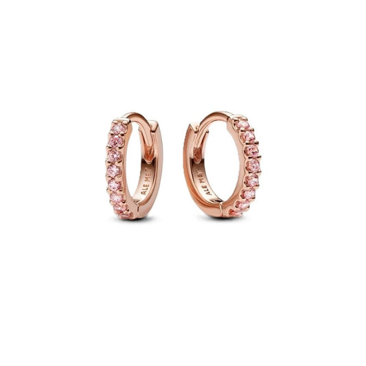 Roze gouden Pandora oorbellen met elegante afwerking en sprankelende stenen.