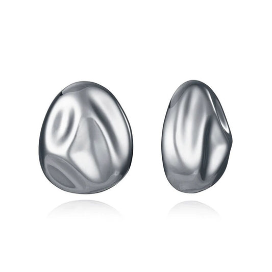 Zilverkleurige Viceroy oorbellen met een elegant, organisch design.
