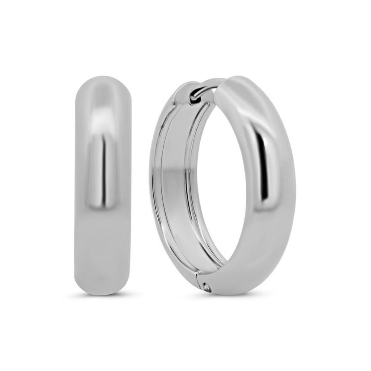 Zilverkleurige elegante oorbellen van CO88 Collection, zijaanzicht en vooraanzicht.