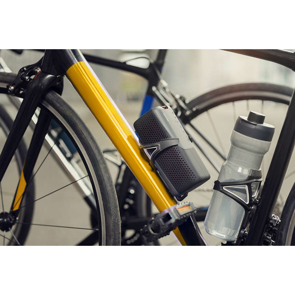 V8H59EE95919B5564429931605C67C93307R3543361P3