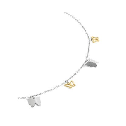 Detail van de zilverkleurige One Jewels ketting met elegante vlinderbedels.