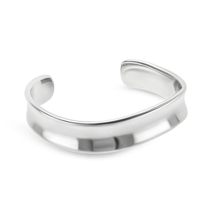 Zijaanzicht van de zilverkleurige One Jewels armband met elegant, glad design.