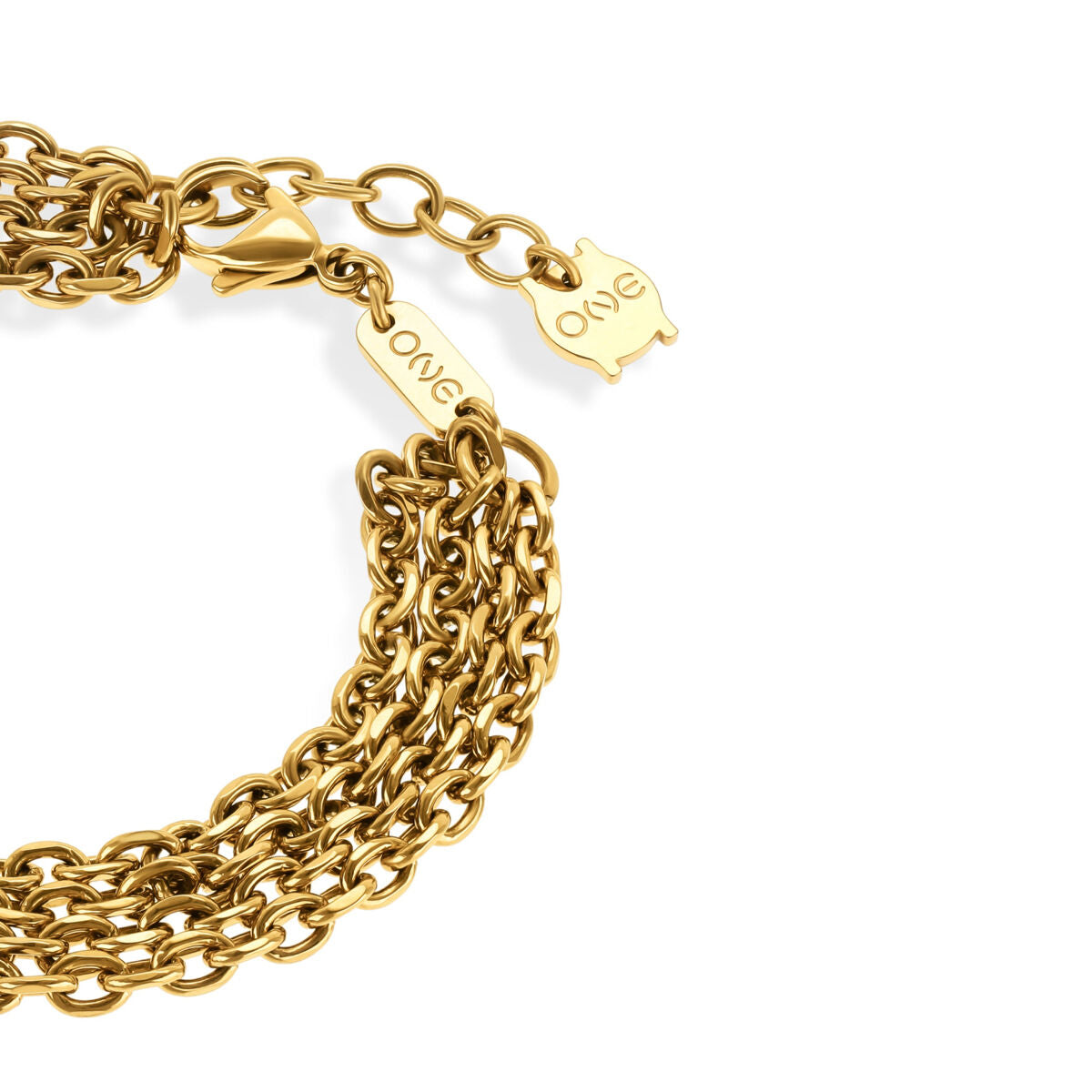 Detail van de One Jewels gouden armband met sluiting en merklabel.