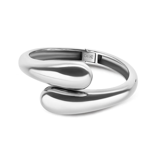 Elegante zilverkleurige One Jewels armband met een uniek, modern design.