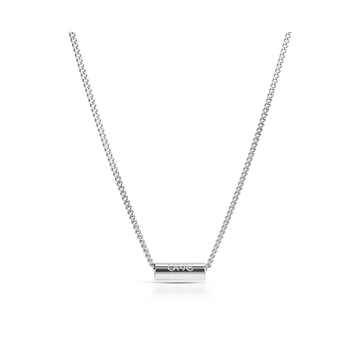 Detail van de zilverkleurige One Jewels ketting met een elegante, minimalistische hanger.