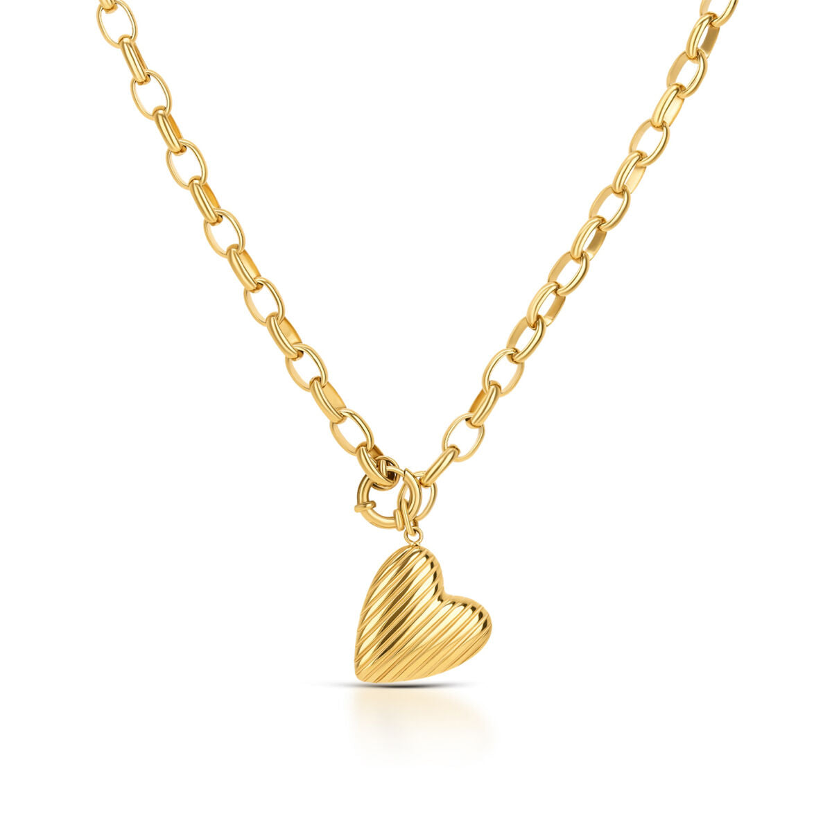 Detail van de gouden One Jewels ketting met een hartvormige hanger.