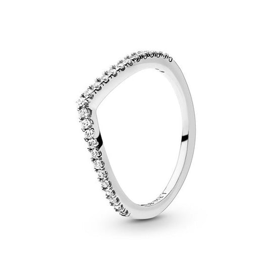 Elegante Pandora ring voor dames met sprankelende zirkonia, zijaanzicht.