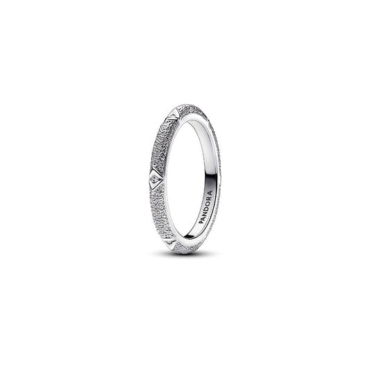Pandora ring voor dames in zilver, maat 12 met tijdloos design en elegante details.