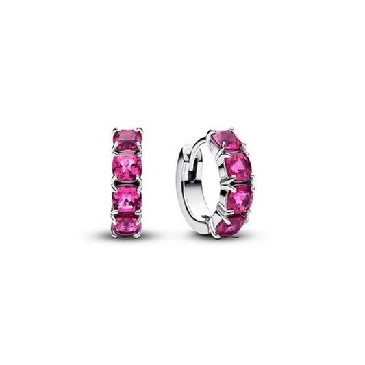 Pandora oorbellen voor dames in sterling zilver met roze stenen, zijaanzicht.