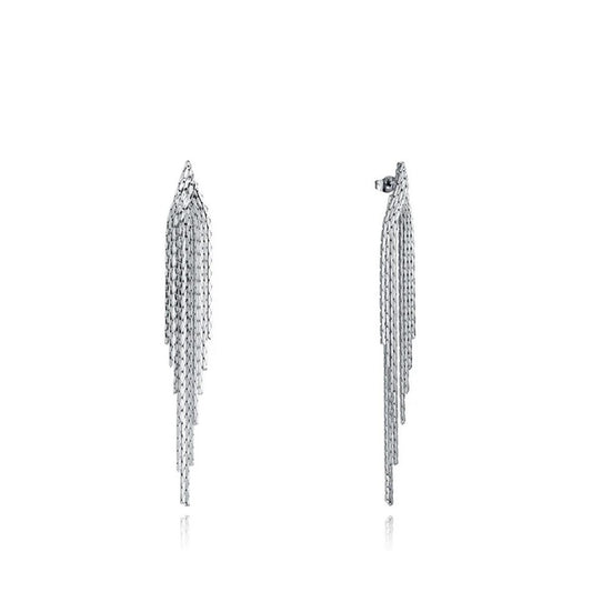 Elegante zilverkleurige Viceroy oorbellen met een opvallend hangend ontwerp.