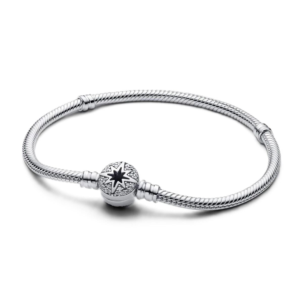 Zilverkleurige Pandora armband voor dames van 21 cm met elegant design en stervormige sluiting.