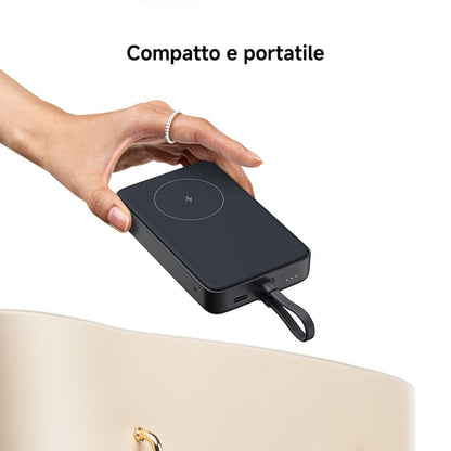 Xiaomi Powerbank 10000 mAh in hand, compact en draagbaar ontwerp met USB-C aansluiting.