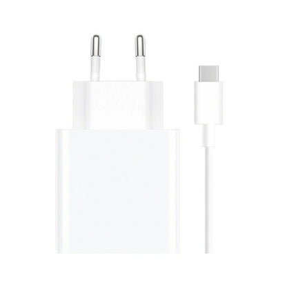 Xiaomi Combo 120 W snellader in wit met USB-C kabel, bovenaanzicht.