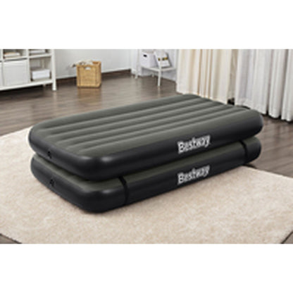 Detail van de Bestway 3 in 1 opblaasbare matras in zwart en grijs, zijaanzicht.