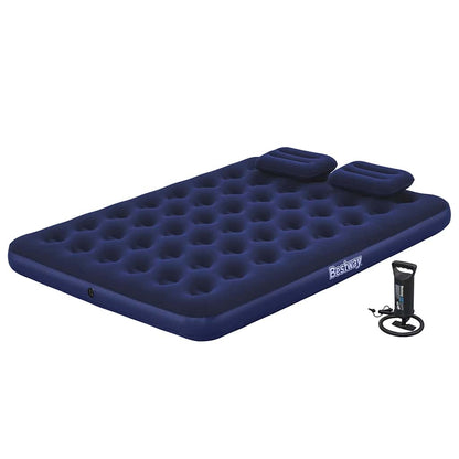 Detail van het Bestway luchtbed met kussens en pomp, in donkerblauw, zijaanzicht.