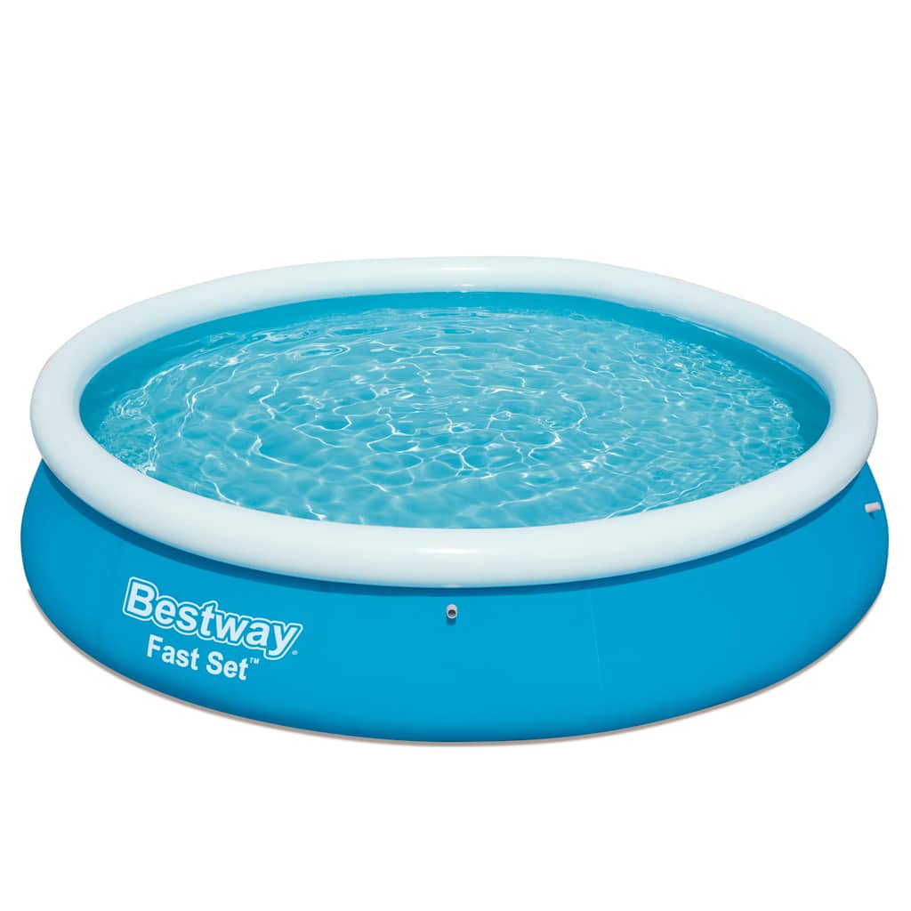 Detail van het Bestway Fast Set zwembad in blauw met opblaasrand en helder water.