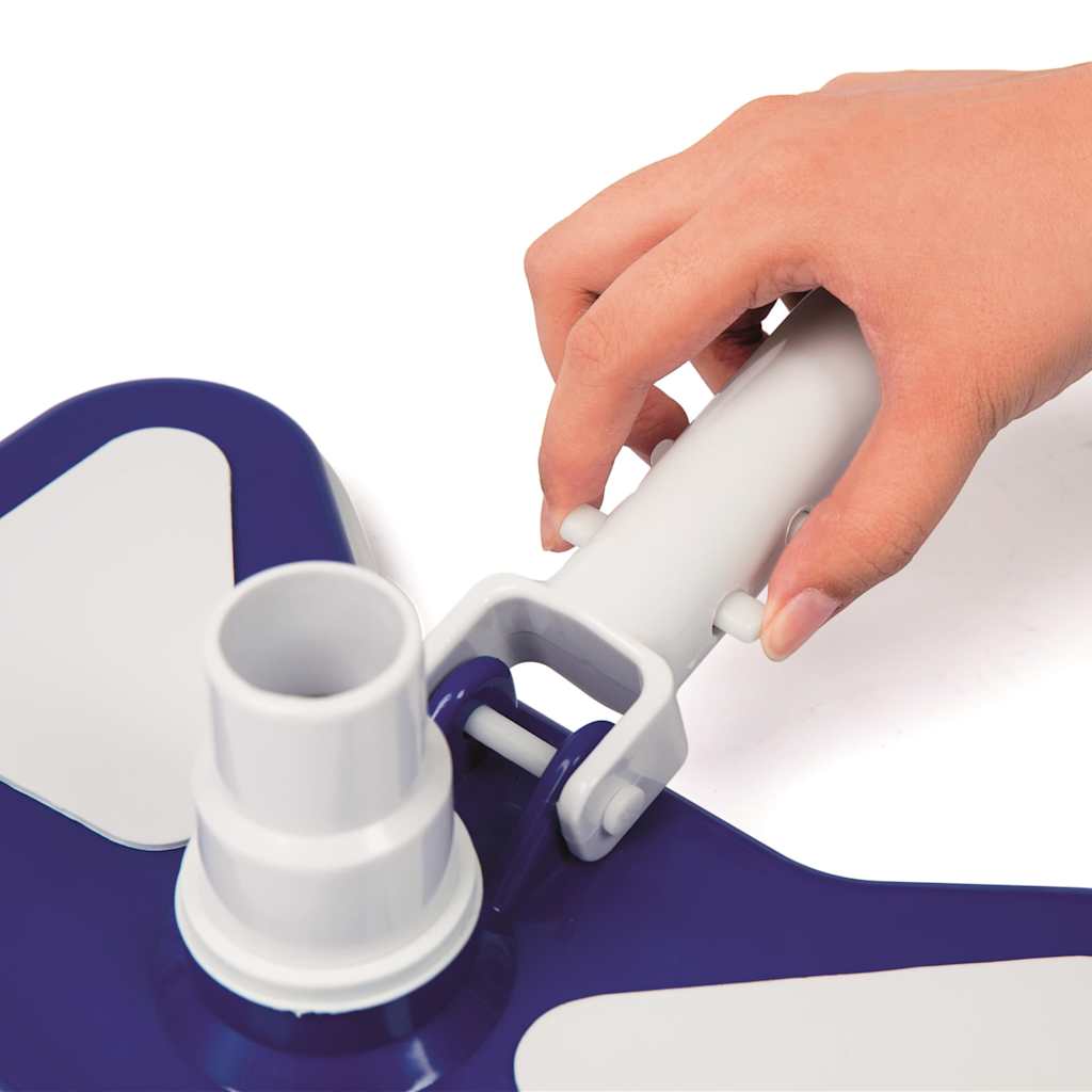 Detail van de handgreep van de Bestway Flowclear deluxe zwembad onderhoudsset.