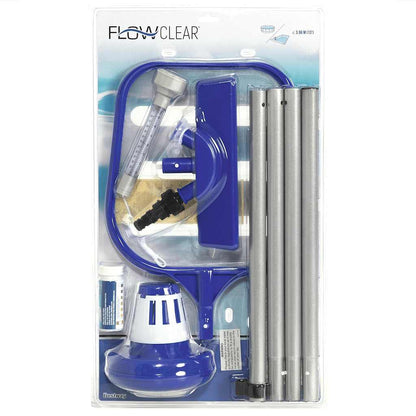 Detail van de Bestway Flowclear onderhoudsset met accessoires en teststrips voor zwembadonderhoud.
