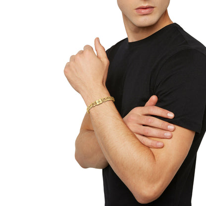 Zijaanzicht van de Breil armband in zilver, elegant om een pols gedragen.