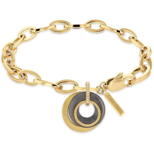 Gouden Calvin Klein armband met verfijnde schakels en een elegante hanger.