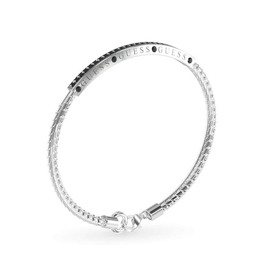 Trendy Guess armband voor dames in zilverkleur met logo-detail.