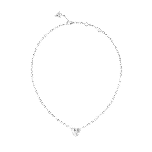 Zilverkleurige Guess ketting met hartje, elegant en stijlvol ontwerp.