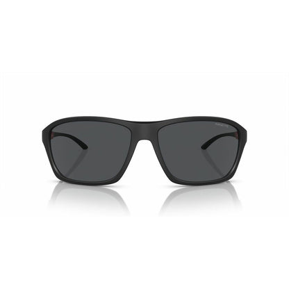 Detail van de Arnette NITEWISH AN 4329 zonnebril met zwart montuur en grijze glazen.