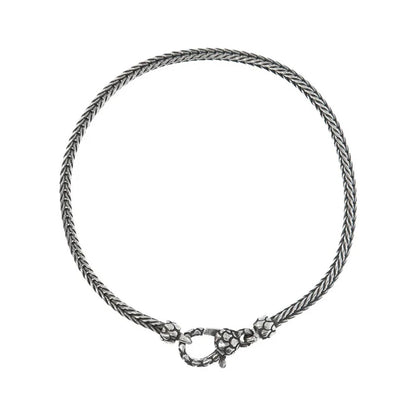 Zilverkleurige Albert M. ketting voor dames met elegant design en sluiting.