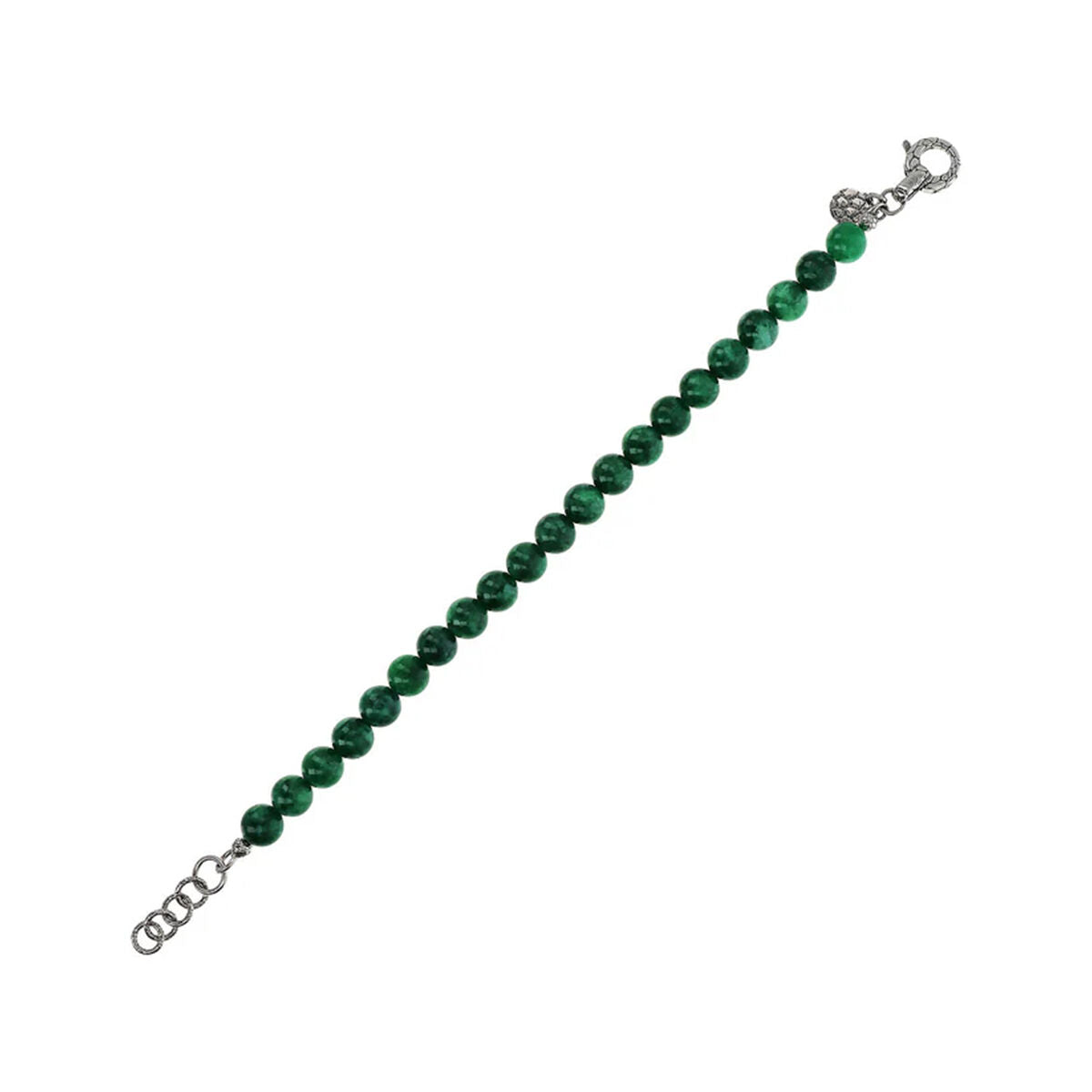 Detail van de elegante groene Albert M. armband met ronde kralen en sluiting.