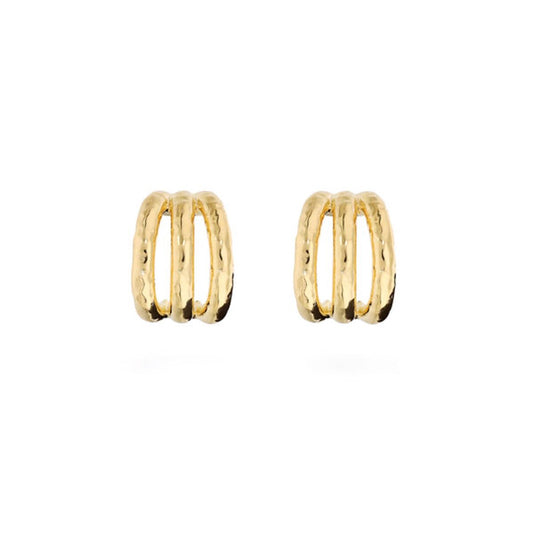 Elegante Etrusca gouden oorbellen met een verfijnd, golvend ontwerp.