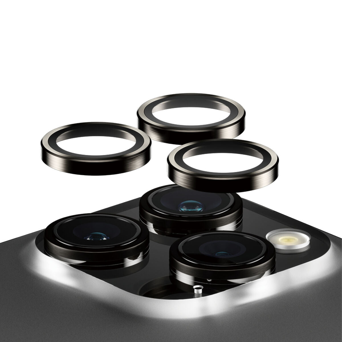 Detail van de Panzer Glass Bluetooth luidspreker met transparante behuizing en luidsprekeropeningen.