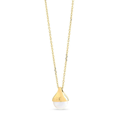 Gouden Majorica ketting met een elegante parel, perfect voor elke gelegenheid.