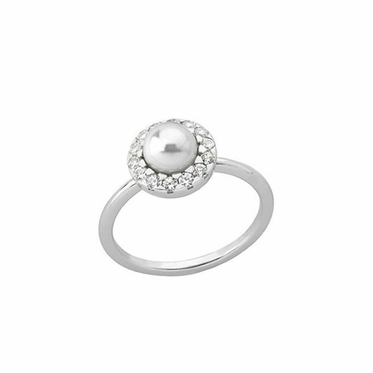 Zilverkleurige Majorica ring met parel en sprankelende details, elegante stijl.