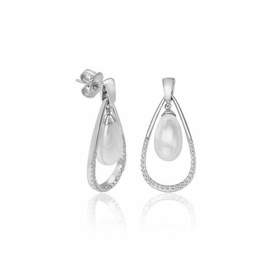 Elegante Majorica oorbellen met parel en sprankelende details, tijdloos design.