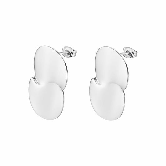 Elegante Lotus oorbellen in zilver, met een stijlvolle, vloeiende vorm.