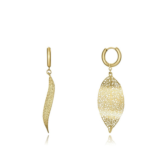 Gouden Viceroy oorbellen met een elegant bladdesign, trendy en modern.