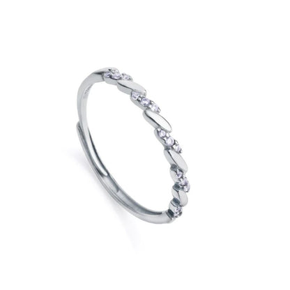 Elegante Viceroy ring voor dames van sterling zilver met sprankelende details.