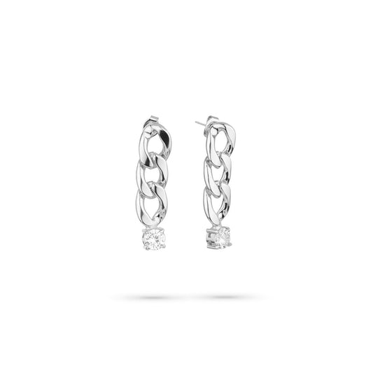 Zilverkleurige Radiant oorbellen met elegante schakelontwerp en fonkelende steentjes.