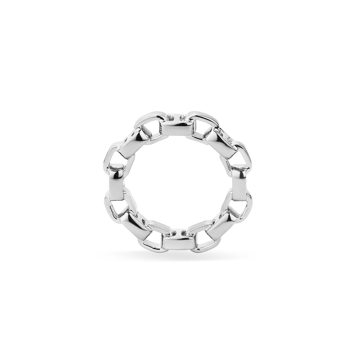 Detailopname van de zilverkleurige Radiant Ring met elegante schakels.